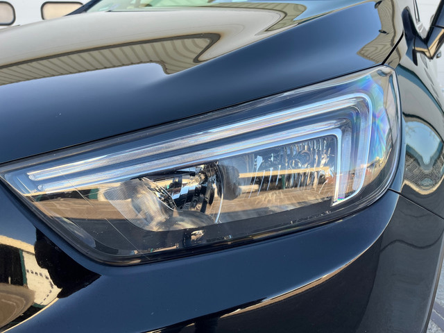 Foto 5 van Opel Mokka X 1.4 Turbo Black Edition Nieuwstaat.