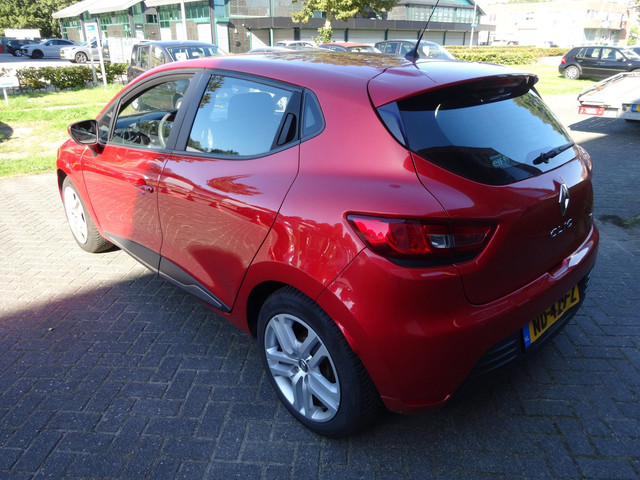 Foto 4 van Renault Clio 0.9 TCe Zen/Airco/Navi/Cruise/Apk 24-9-2027