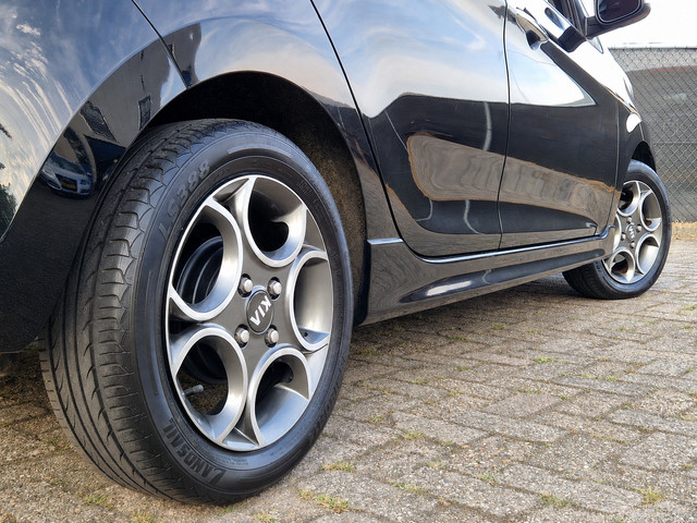 Foto 4 van Kia Picanto 1.0 CVVT Design Edition*Leer*Camera*Led