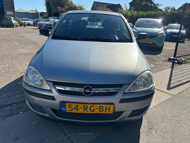 Opel Corsa 1.2-16V Rhythm