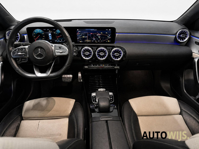 Foto 4 van Mercedes-Benz A-klasse 250 Premium|AMG|PANO|SFEERVERLICHTING|HUD|LEDER|ACC|360CAM