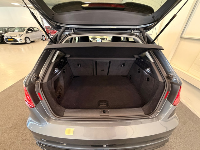Audi S3 Sportback 2.0 TFSI S3 quattro Pro Line Plus Xenon Stoel/Stuur Verwarming Navi Mooi!