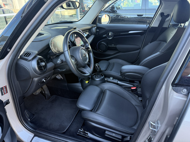 Foto 8 van MINI 5-deurs 1.5 Cooper Pano/Leder/Camera/Apple (bj 2023)