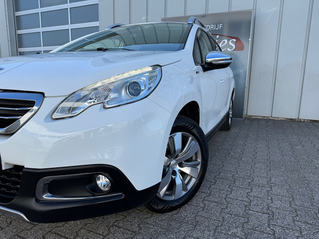 Peugeot 2008 1.2 PureTech Style NIEUWE DISTRUBITIE! / Airco / Navi / Cruise Control / Bluetooth / LM