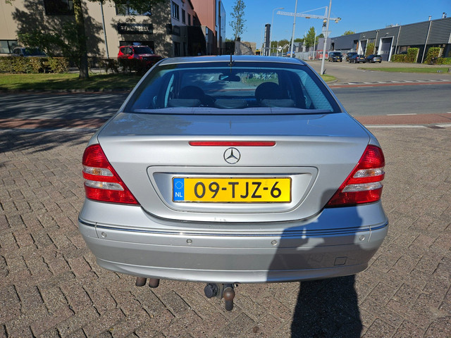 Foto 7 van Mercedes-Benz C-klasse 200 K. Elegance apk 25-04-2027