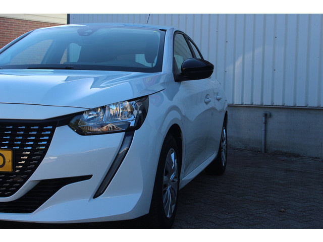 Foto 8 van Peugeot 208 1.2 PureTech Active 1e eigenaar, distributie verv.