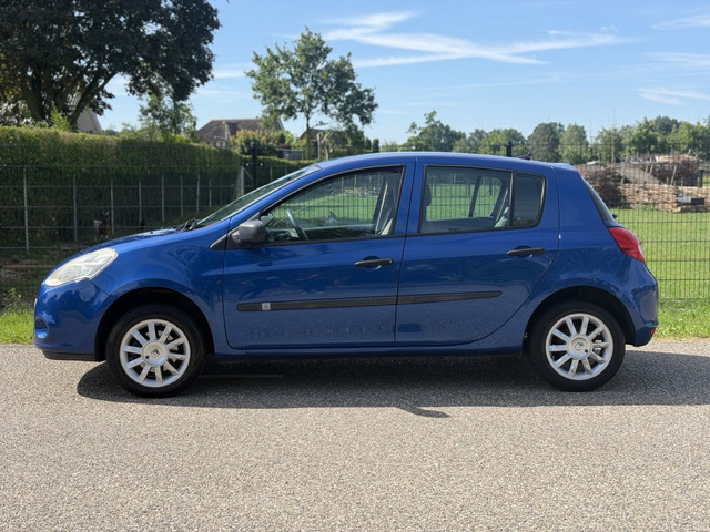 Foto 10 van Renault Clio 1.2 Special Line | AIRCO | 5 DEURS | NAVI