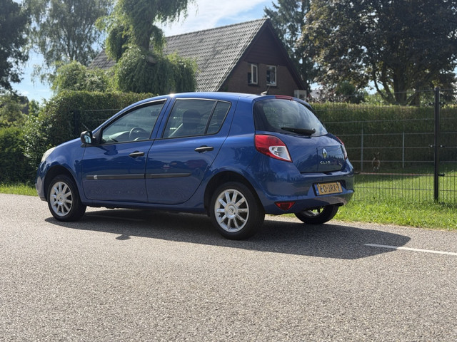 Foto 9 van Renault Clio 1.2 Special Line | AIRCO | 5 DEURS | NAVI