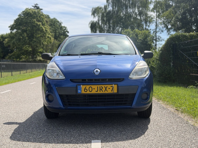 Foto 4 van Renault Clio 1.2 Special Line | AIRCO | 5 DEURS | NAVI