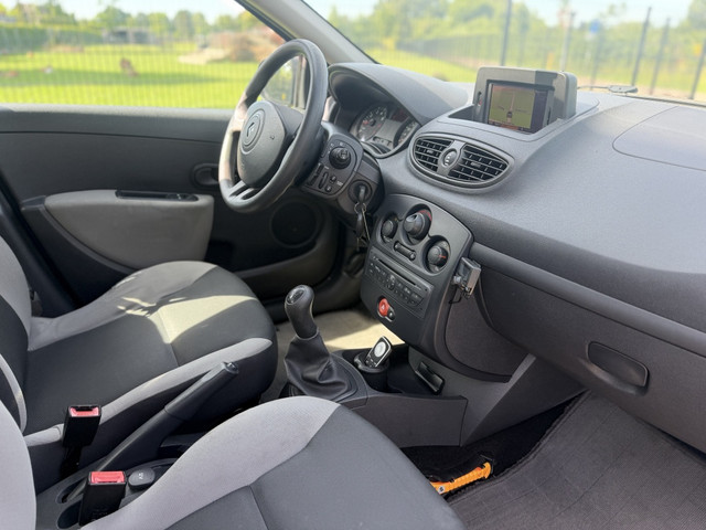 Foto 3 van Renault Clio 1.2 Special Line | AIRCO | 5 DEURS | NAVI