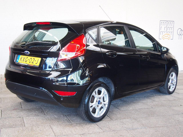 Foto 3 van Ford Fiesta 1.25 Titanium 82PK (APK:Nieuw) Incl.Garantie