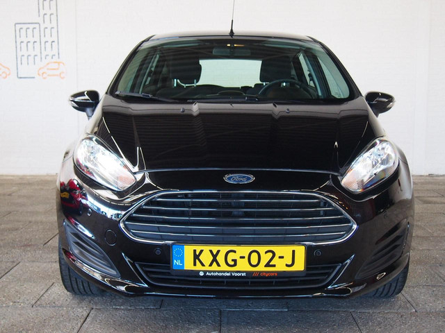 Foto 4 van Ford Fiesta 1.25 Titanium 82PK (APK:Nieuw) Incl.Garantie