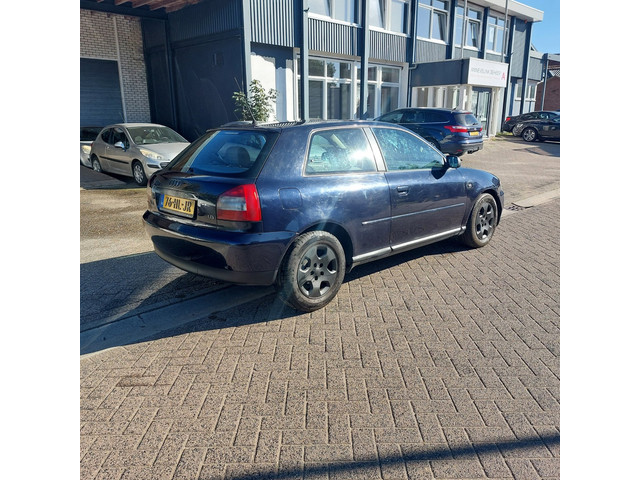 Foto 9 van Audi A3 1.8 5V Ambiente met Nieuwe APK