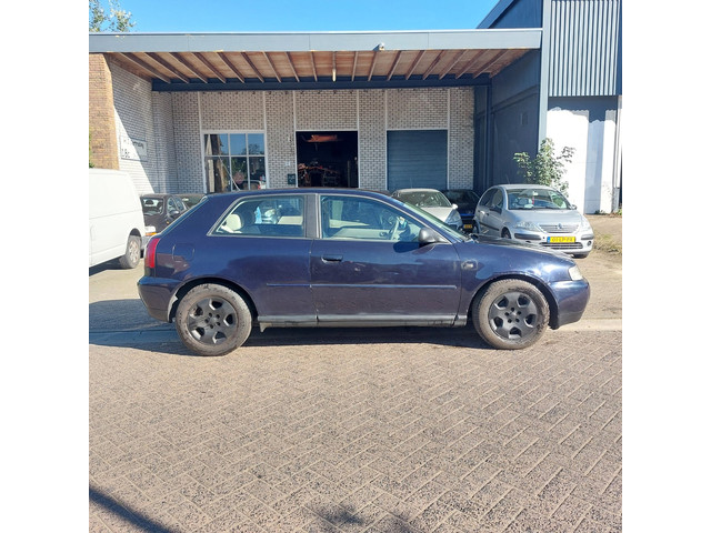 Foto 7 van Audi A3 1.8 5V Ambiente met Nieuwe APK