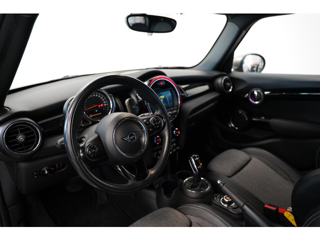Foto 8 van MINI 5-deurs 1.5 Cooper Chili Navigatie Full-led CruiseControl