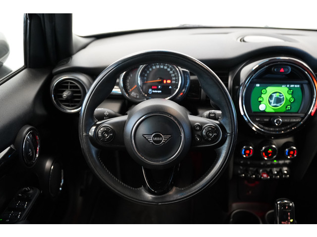 Foto 6 van MINI 5-deurs 1.5 Cooper Chili Navigatie Full-led CruiseControl