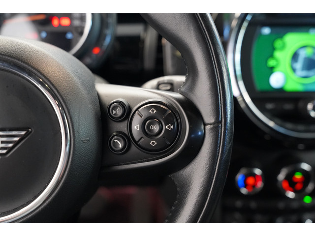 Foto 4 van MINI 5-deurs 1.5 Cooper Chili Navigatie Full-led CruiseControl