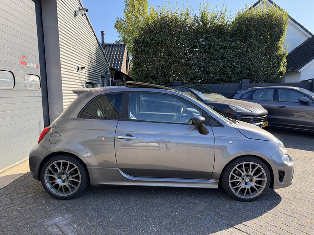 Foto 6 van Fiat 500 1.4 T-Jet Abarth Turismo | Panoramadak | Camera | Beats Audio | Navigatie | Sportstoelen |