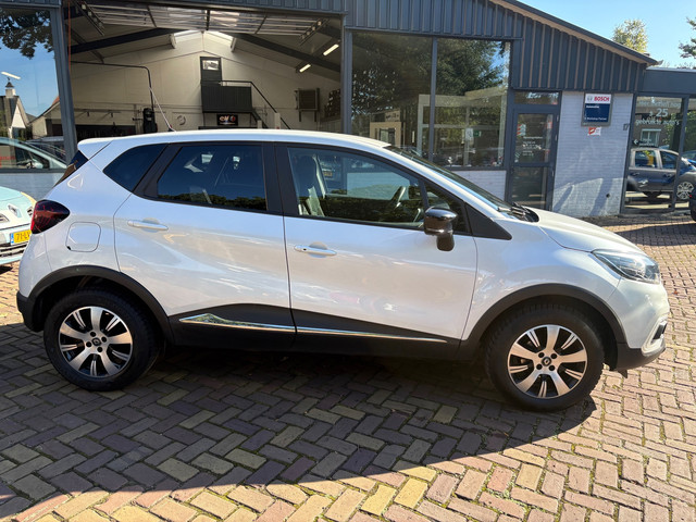 Foto 10 van Renault Captur 0.9 TCe Zen