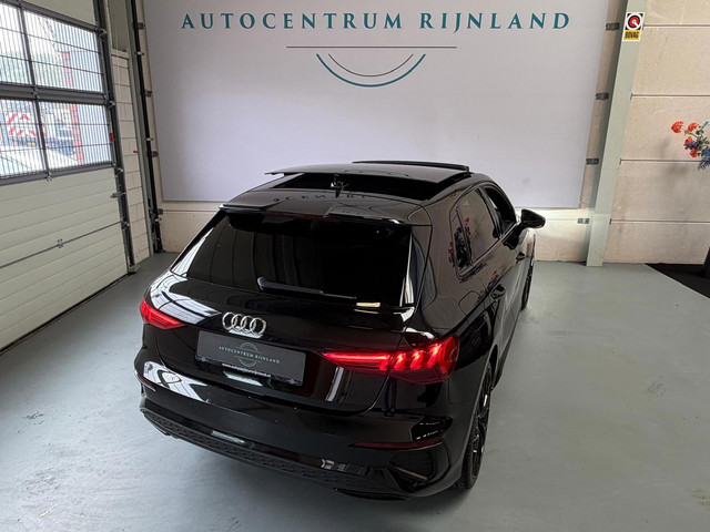 Foto 10 van Audi A3 Sportback 40 TFSI e S-Line, Pano, Camera, carplay, Stoelverwarming, Elektrische achterklep,