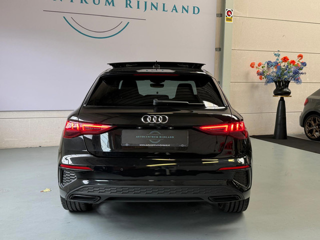 Audi A3 Sportback 40 TFSI e S-Line, Pano, Camera, carplay, Stoelverwarming, Elektrische achterklep,