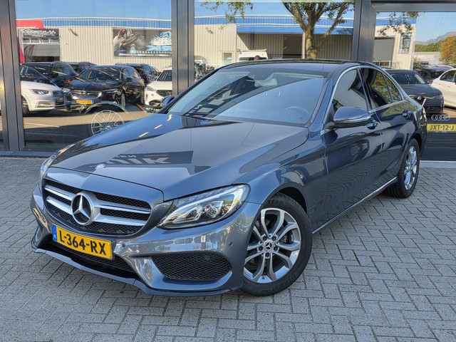 Foto 9 van Mercedes-Benz C-Klasse 180 Prestige + XENON + COMFORTSTOELEN + LM VELGEN