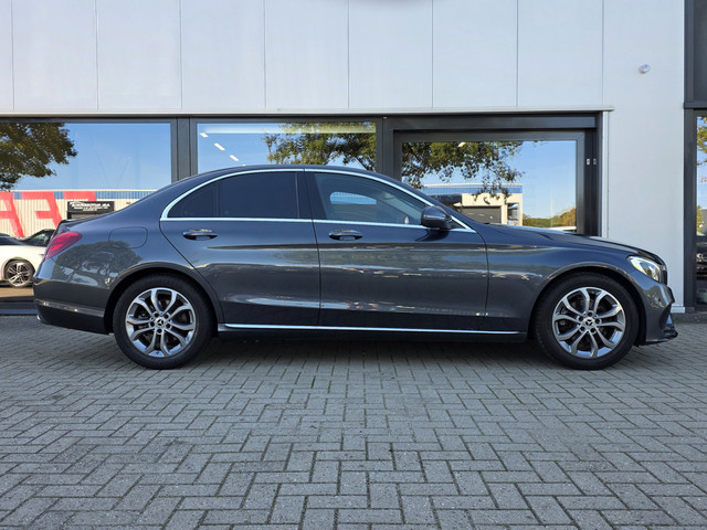 Foto 6 van Mercedes-Benz C-Klasse 180 Prestige + XENON + COMFORTSTOELEN + LM VELGEN