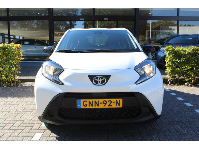 Foto 9 van Toyota Aygo X 1.0 VVT-i MT Play | Rijklaar | Airco | Camera | Adap.Cruise | Apple/Android | DAB+
