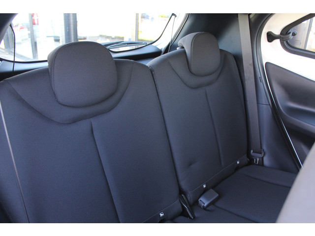 Toyota Aygo X 1.0 VVT-i MT Play | Rijklaar | Airco | Camera | Adap.Cruise | Apple/Android | DAB+