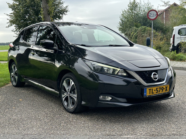 Foto 10 van Nissan Leaf 2.ZERO EDITION 40 kWh Volledig onderh * NAP * Nette staat