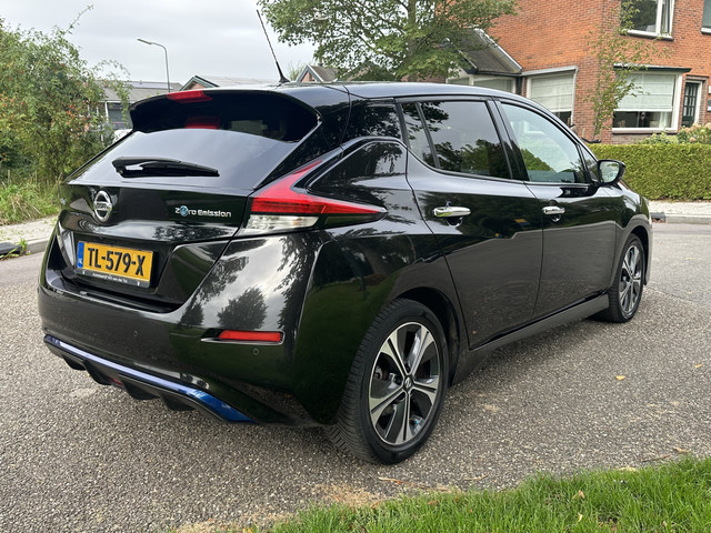 Foto 9 van Nissan Leaf 2.ZERO EDITION 40 kWh Volledig onderh * NAP * Nette staat