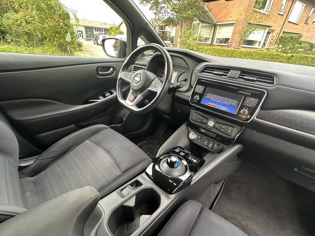 Foto 5 van Nissan Leaf 2.ZERO EDITION 40 kWh Volledig onderh * NAP * Nette staat