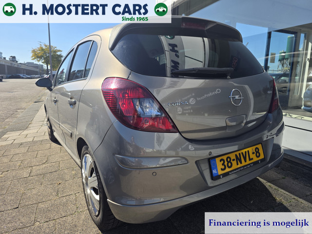 Foto 9 van Opel Corsa 1.3 CDTi EcoFlex S/S Cosmo Bj.2010 diesel 5 Deurs Airco