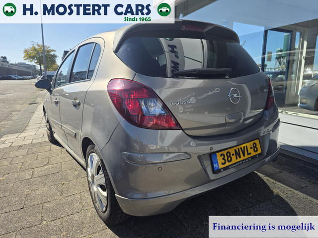 Foto 8 van Opel Corsa 1.3 CDTi EcoFlex S/S Cosmo Bj.2010 diesel 5 Deurs Airco