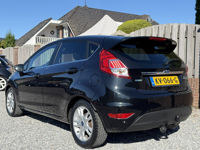 Foto 7 van Ford Fiesta 1.0 EcoBoost Titanium NAVI CLIMATE CONTROL P-SENSOREN TREKHAAK SPOILER