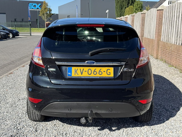 Foto 6 van Ford Fiesta 1.0 EcoBoost Titanium NAVI CLIMATE CONTROL P-SENSOREN TREKHAAK SPOILER