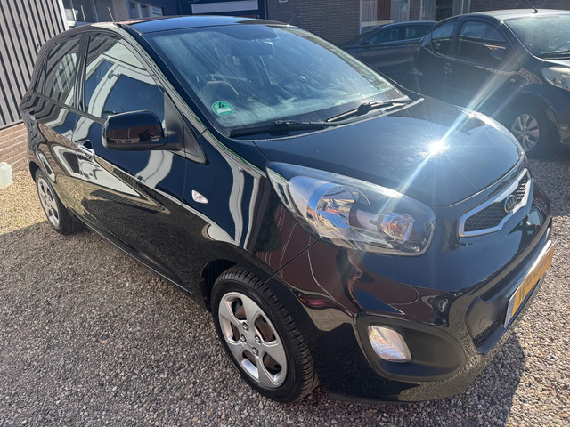 Foto 6 van Kia Picanto 1.0 CVVT Airco, elektr ramen, 5 deurs, APK 09-2027!