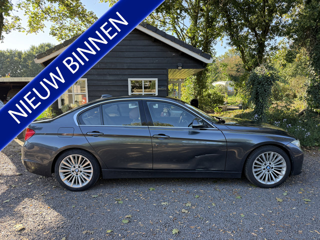 Foto 4 van BMW 3-serie 335i High Executive (bj 2012, automaat)
