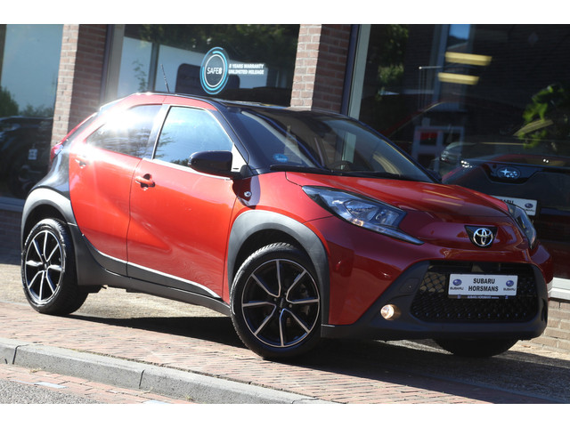 Foto 2 van Toyota Aygo X 1.0 VVT-i MT Pulse Navi Carplay ACC Camera 12.700km!!