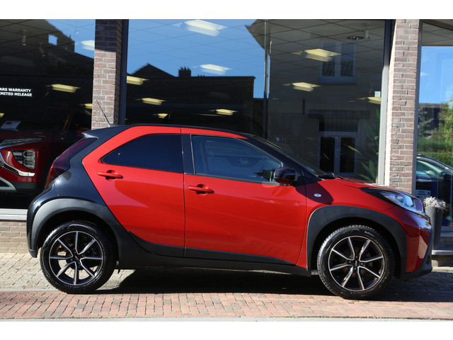 Toyota Aygo X 1.0 VVT-i MT Pulse Navi Carplay ACC Camera 12.700km!!