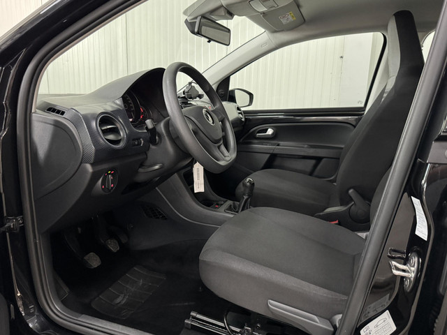 Foto 6 van Volkswagen Up! 1.0 5-DRS AIRCO 1STE.-EIGEN. PHONE