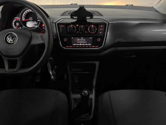 Foto 7 van Volkswagen Up! 1.0 5-DRS AIRCO 1STE.-EIGEN. PHONE