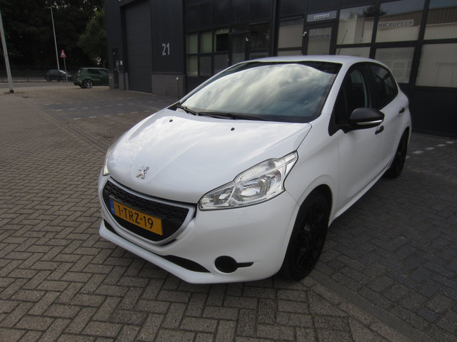 Foto 10 van Peugeot 208 1.0 VTi Access 2014 Airco 82.000KM NAP! APK!