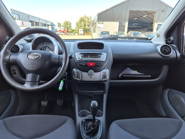 Foto 5 van Toyota Aygo 1.0-12V +|El Ramen|Toerenteller|NAP|Nieuwe APK