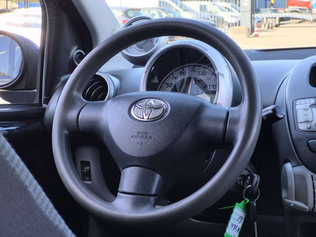 Foto 6 van Toyota Aygo 1.0-12V +|El Ramen|Toerenteller|NAP|Nieuwe APK