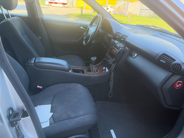Foto 4 van Mercedes-Benz C-klasse 180 K. Classic 153DKM! NAP! 2003!