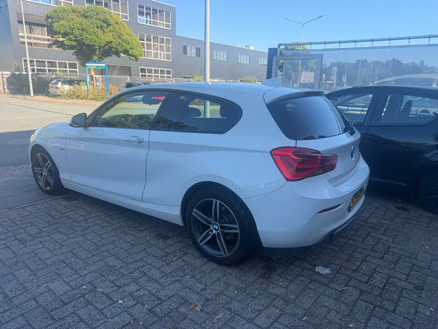 Foto 4 van BMW 1-serie 118i Corporate Lease M Sport AUTOMAAT