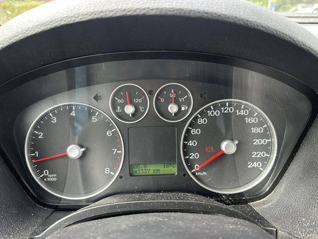 Foto 8 van Ford Focus C-MAX 1.8-16V First Edition Rijdt perfect * incl garantie