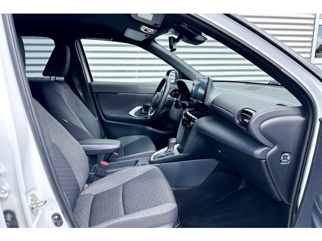 Foto 5 van Toyota Yaris Cross 1.5 Hybrid Dynamic Safety + Winter-Pakket