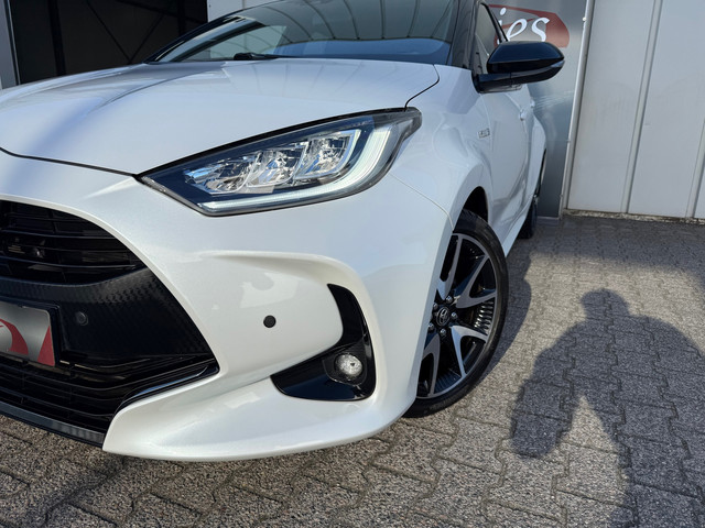 Toyota Yaris 1.5 Hybrid Dynamic / Airco / Achteruit rij camera / Apple Carplay / Keyless entree / Ke